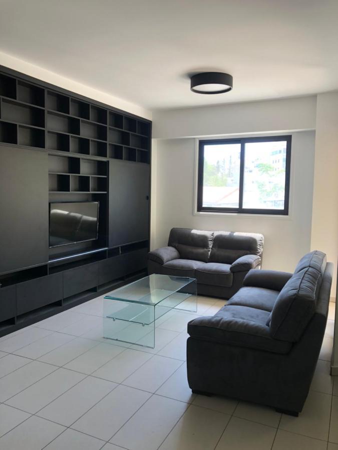 Modern Luxury Apartment In The Heart Of Nikosia Exterior foto