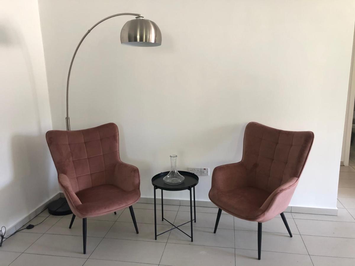 Modern Luxury Apartment In The Heart Of Nikosia Exterior foto